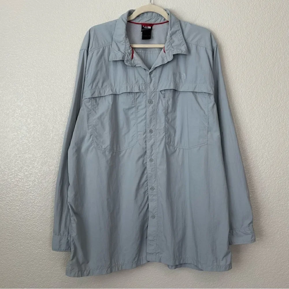 The North Face Men’s Light Gray Button Down Fishing Shirt, Size XXL